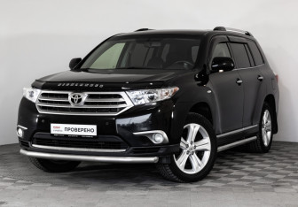 Подержанный автомобиль Toyota Highlander 2012 года (1 фото)