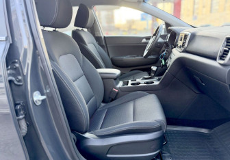 Подержанный автомобиль Kia Sportage 2020 года (18 фото)