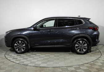 Подержанный автомобиль Exeed LX 2022 года (8 фото)