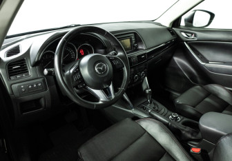 Подержанный автомобиль Mazda CX-5 2012 года (11 фото)