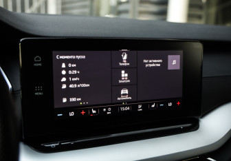 Подержанный автомобиль Skoda Octavia Liftback 2021 года (16 фото)