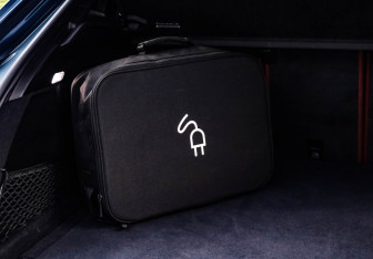 Подержанный автомобиль Porsche Cayenne 2020 года (36 фото)