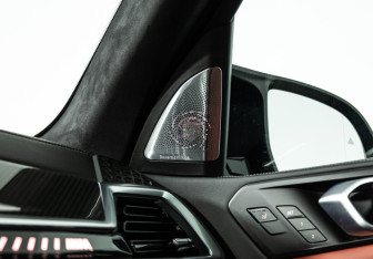 Подержанный автомобиль BMW X5 M 2024 года (21 фото)