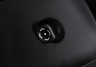 Подержанный автомобиль Lexus RX 2011 года (23 фото)