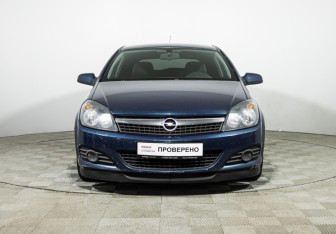 Подержанный автомобиль Opel Astra Hatchback 2007 года (2 фото)