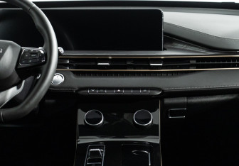 Подержанный автомобиль Exeed LX 2024 года (14 фото)