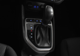 Подержанный автомобиль Hyundai Creta 2016 года (17 фото)