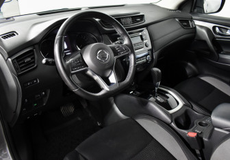 Подержанный автомобиль Nissan Qashqai 2019 года (9 фото)