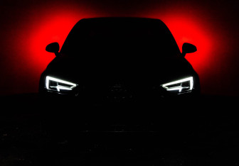 Подержанный автомобиль Audi A4 Sedan 2017 года (4 фото)