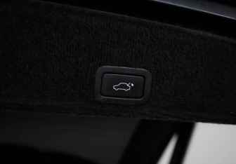 Подержанный автомобиль Volvo XC60 2013 года (31 фото)