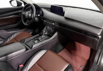 Подержанный автомобиль Mazda 3 Sedan 2021 года (14 фото)