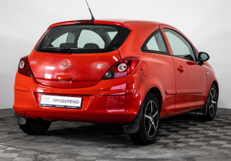 Подержанный автомобиль Opel Corsa 2007 года (5 фото)