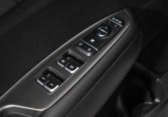 Подержанный автомобиль Kia Optima Sedan 2019 года (10 фото)