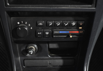 Подержанный автомобиль Nissan Almera Classic 2007 года (16 фото)