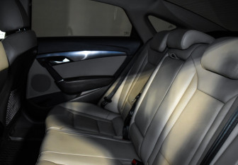 Подержанный автомобиль Hyundai i40 Sedan 2015 года (13 фото)