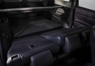 Подержанный автомобиль Mitsubishi Outlander 2019 года (29 фото)