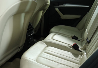 Подержанный автомобиль Audi Q5 2019 года (21 фото)