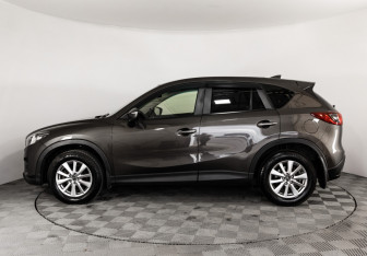 Подержанный автомобиль Mazda CX-5 2017 года (8 фото)