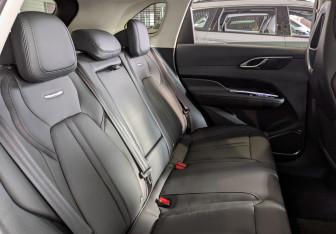 Новый Hongqi HS3 2025 (12 фото)