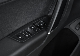 Подержанный автомобиль Volkswagen Tiguan 2018 года (10 фото)