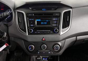Подержанный автомобиль Hyundai Creta 2017 года (18 фото)