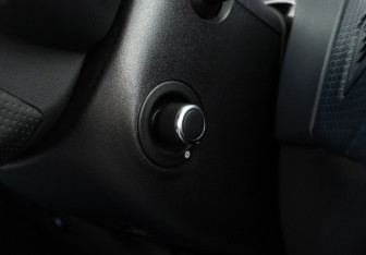 Подержанный автомобиль Land Rover Range Rover Velar 2020 года (20 фото)