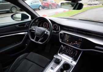 Подержанный автомобиль Audi A6 Sedan 2018 года (8 фото)