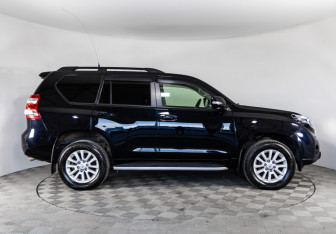 Подержанный автомобиль Toyota Land Cruiser Prado 2015 года (4 фото)
