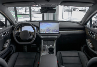 Новый Evolute i-JET 2025 (8 фото)