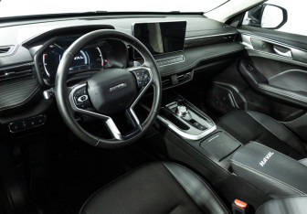 Подержанный автомобиль Haval Jolion 2024 года (11 фото)