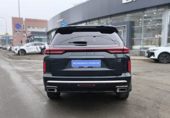 Подержанный автомобиль Exeed VX 2023 года (5 фото)