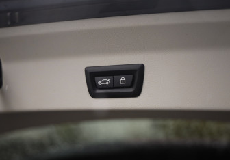 Подержанный автомобиль BMW X3 2021 года (40 фото)