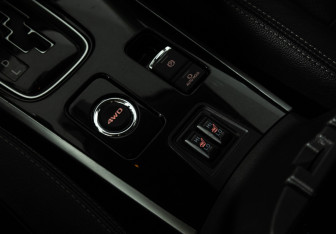 Подержанный автомобиль Mitsubishi Outlander 2018 года (19 фото)