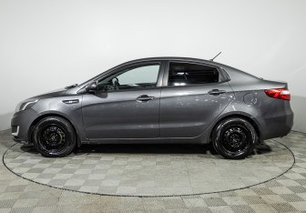 Подержанный автомобиль Kia Rio Sedan 2014 года (8 фото)