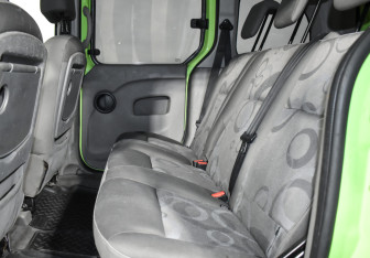 Подержанный автомобиль Renault Kangoo 2008 года (12 фото)