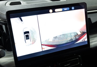 Подержанный автомобиль GAC GS8 2023 года (17 фото)