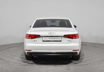 Подержанный автомобиль Audi A4 Sedan 2016 года (6 фото)