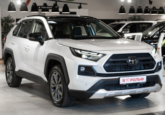 Новый Toyota RAV4 2025 (5 фото)