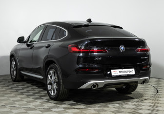 Подержанный автомобиль BMW X4 2019 года (7 фото)