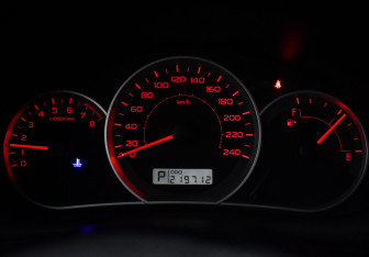 Подержанный автомобиль Subaru Impreza Hatchback 2008 года (17 фото)