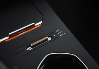 Подержанный автомобиль Changan UNI-K 2023 года (21 фото)