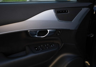 Подержанный автомобиль Volvo XC90 2018 года (25 фото)