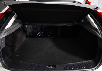 Подержанный автомобиль Ford Focus Hatchback 2007 года (22 фото)