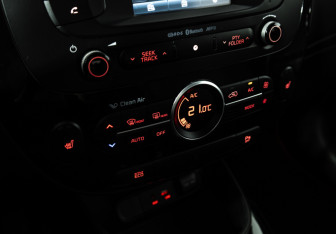 Подержанный автомобиль Kia Soul 2016 года (17 фото)