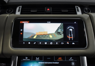 Подержанный автомобиль Land Rover Range Rover Sport 2018 года (18 фото)