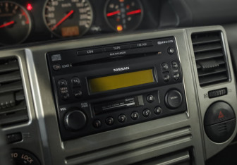 Подержанный автомобиль Nissan X-Trail 2006 года (13 фото)