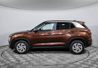 Подержанный автомобиль Hyundai Creta 2022 года (8 фото)