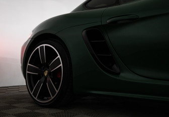 Подержанный автомобиль Porsche Cayman 2018 года (26 фото)