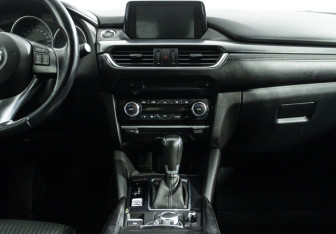 Подержанный автомобиль Mazda 6 Sedan 2016 года (14 фото)