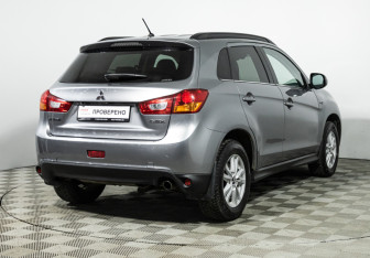 Подержанный автомобиль Mitsubishi ASX 2013 года (5 фото)